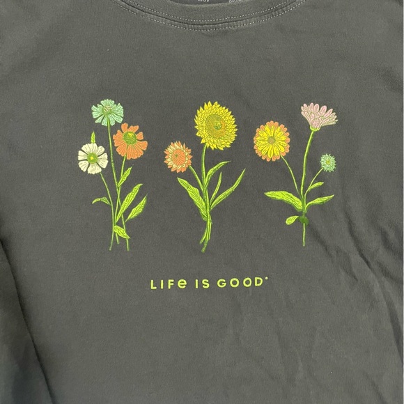 Life Is Good Crusher Kids Tee Blue Floral Size XXL - Picture 2 of 8